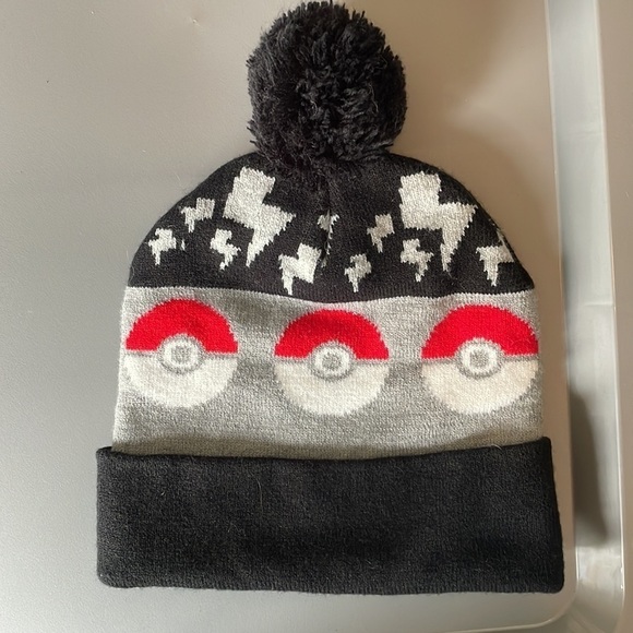 Pokémon Pikachu Pokeball Knit Beanie Hat size L/XL - Picture 13 of 13